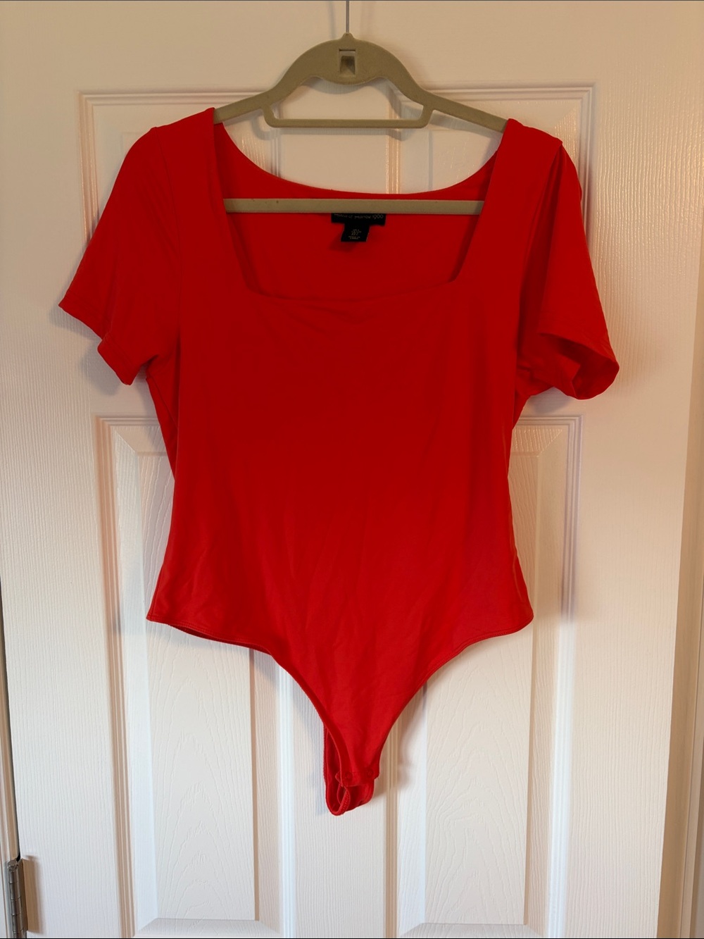 House of Harlow 1960 Red Square-Neck Short Sleeve Bodysuit
